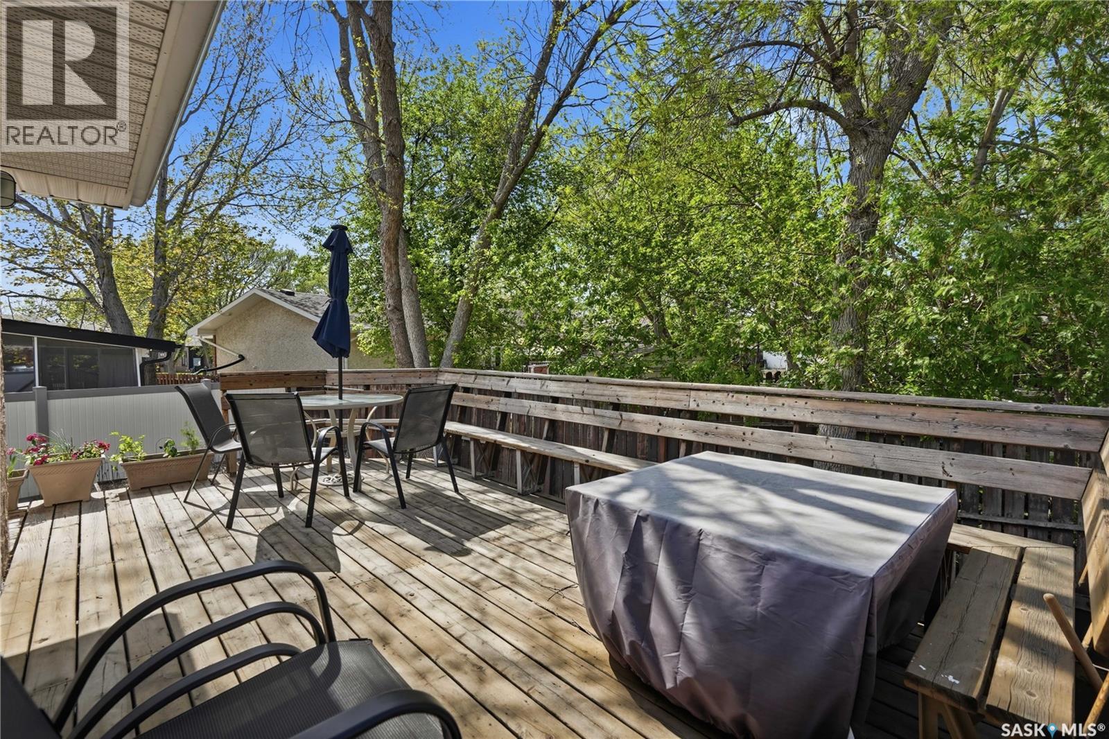 90 Edenwold CRESCENT - 44