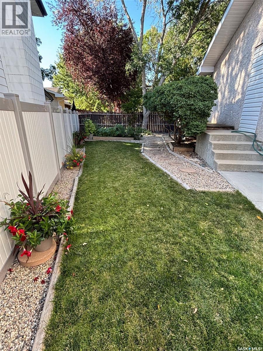 90 Edenwold CRESCENT - 53