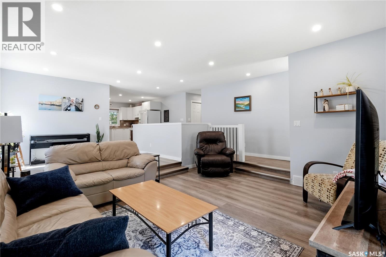 90 Edenwold CRESCENT - 8