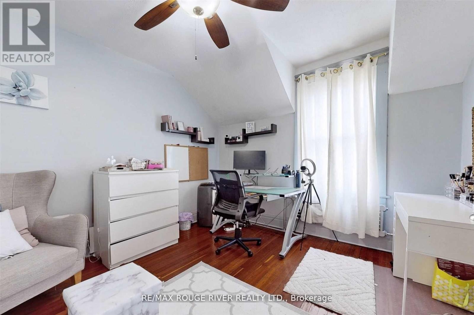 36 JOHN STREET - 25