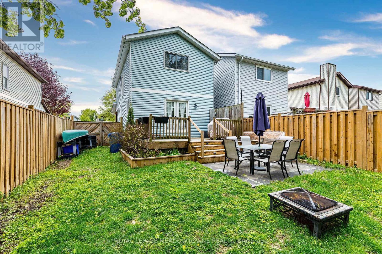 520 PINEVIEW GARDENS - 26
