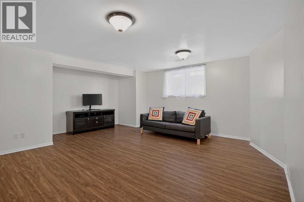 284 Royal Oak Circle NW - 31
