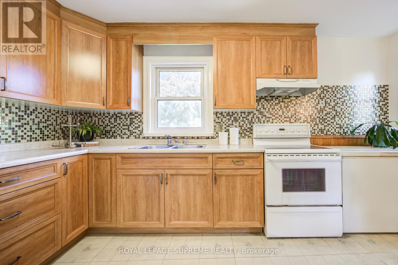 2922 PORTAGE ROAD - 17