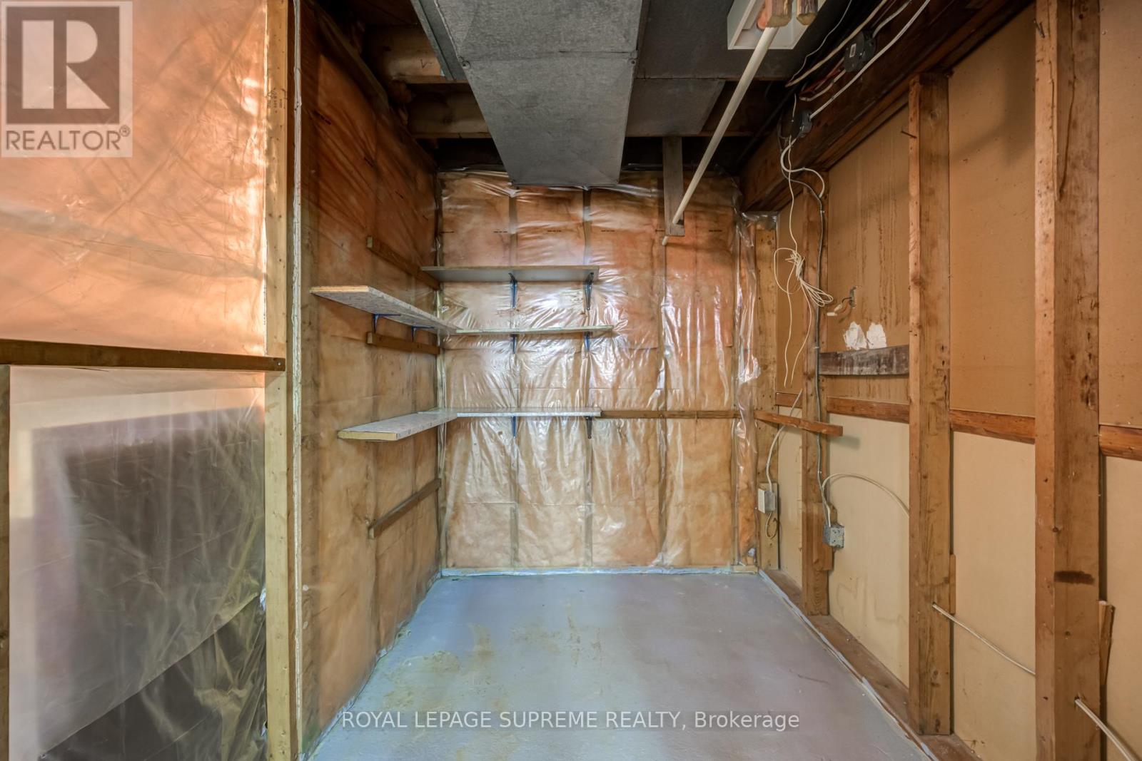 2922 PORTAGE ROAD - 22