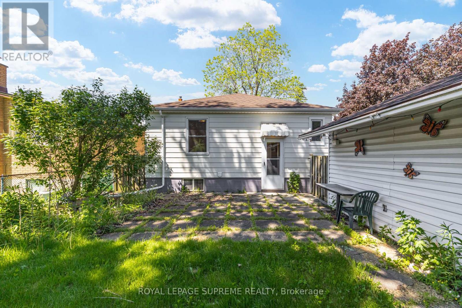2922 PORTAGE ROAD - 25