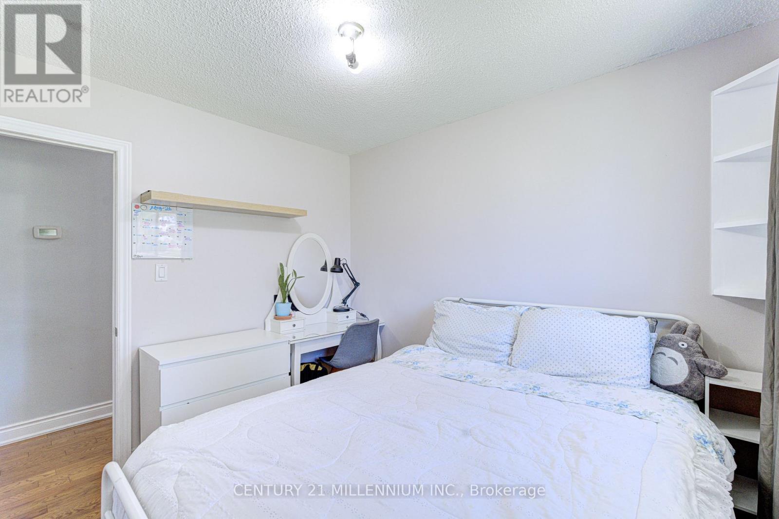 423344 25TH SIDE ROAD - 21