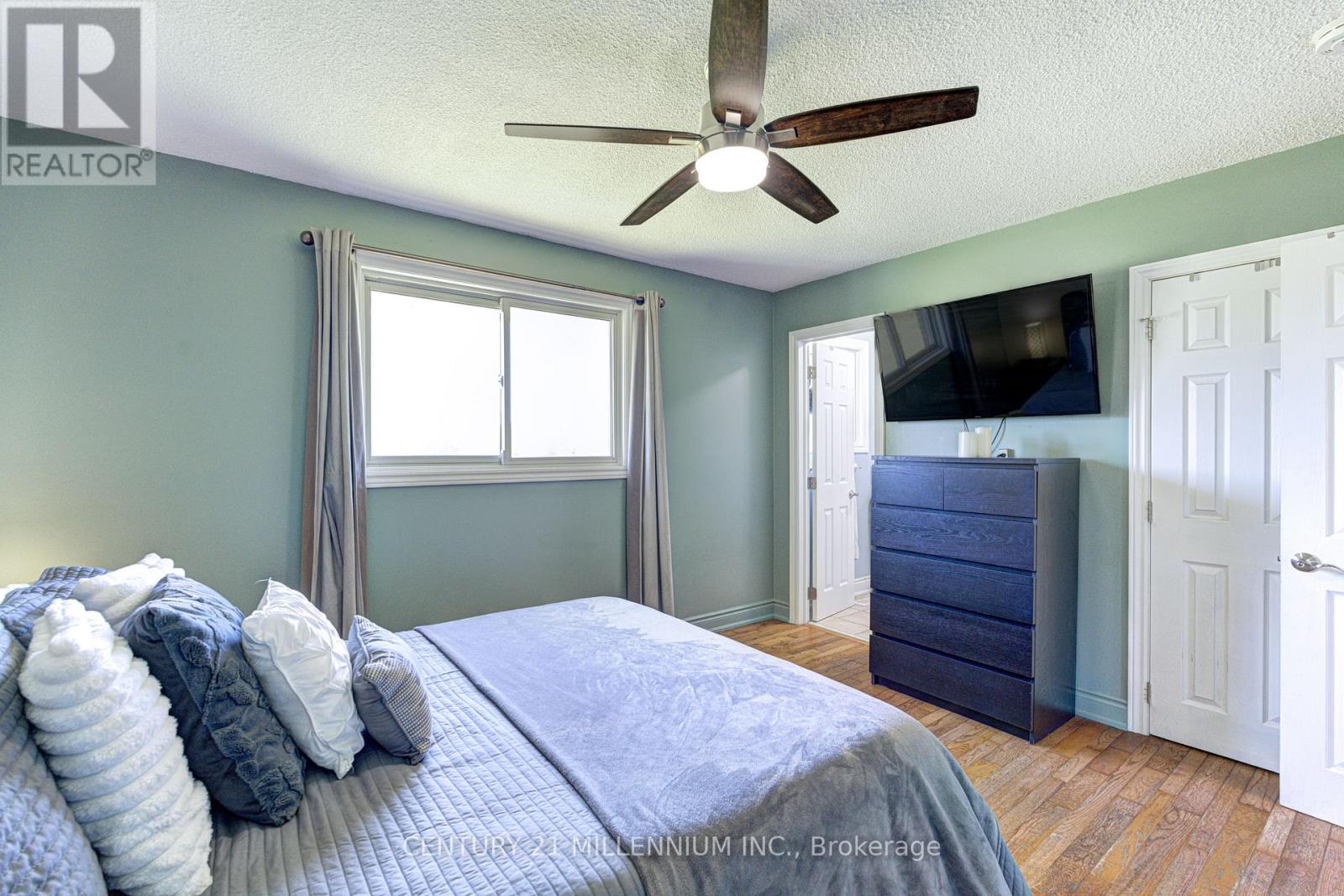 423344 25TH SIDE ROAD - 23
