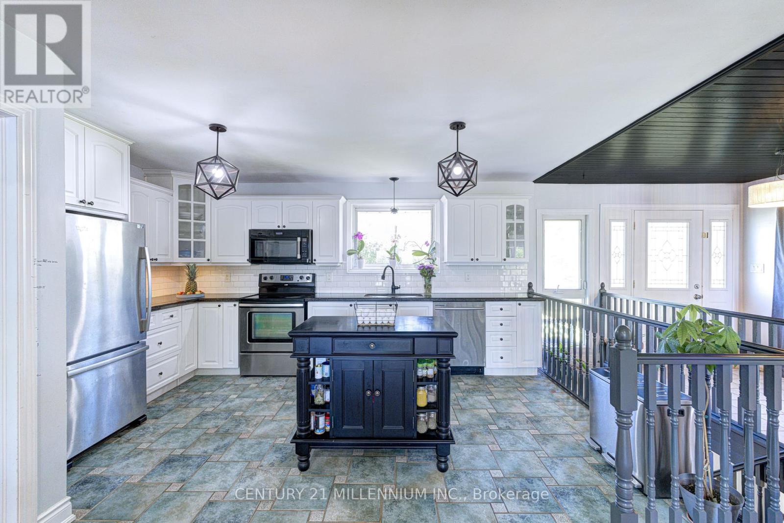 423344 25TH SIDE ROAD - 8