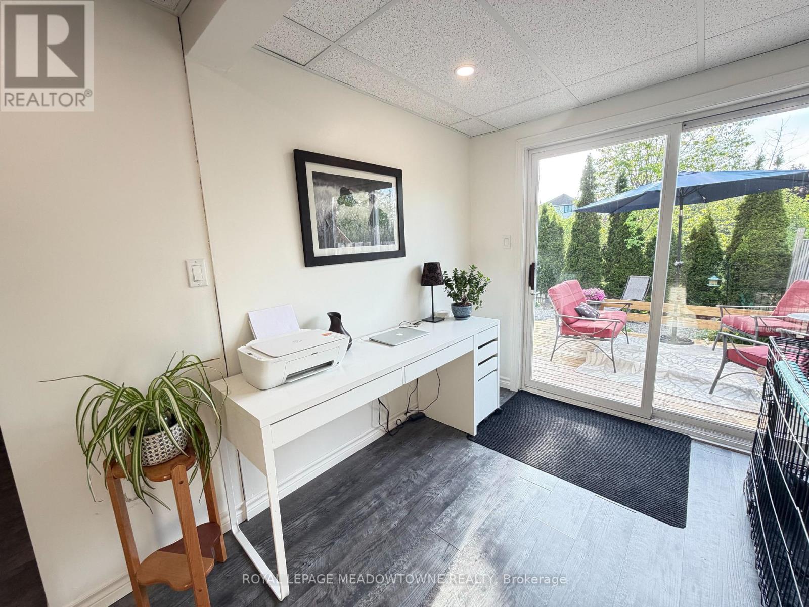 92 CHESTERTON LANE - 37