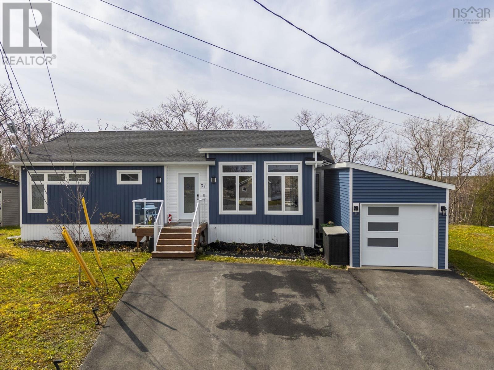 31 Huckleberry Close - 2