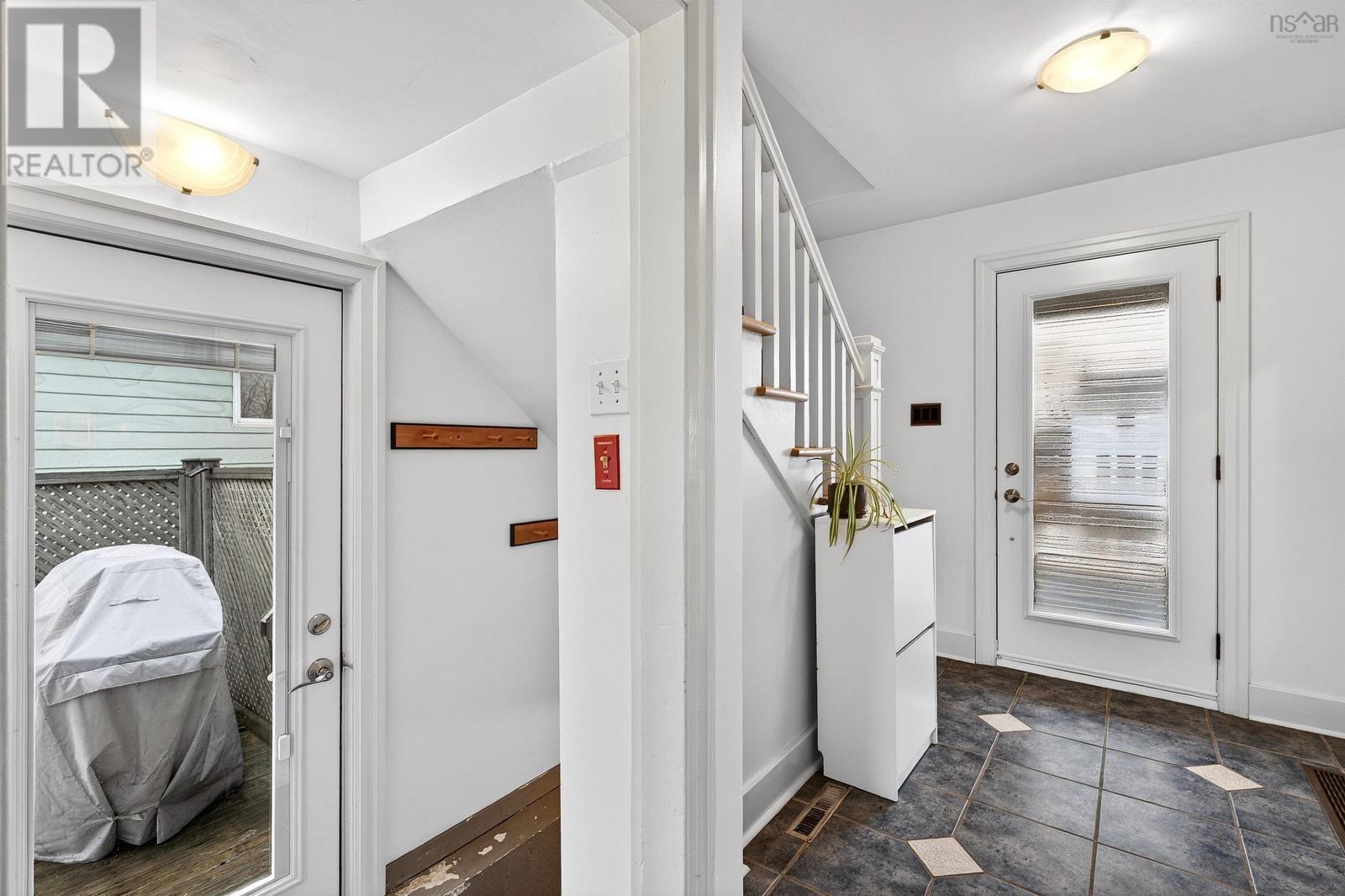 3755 High Street - 26