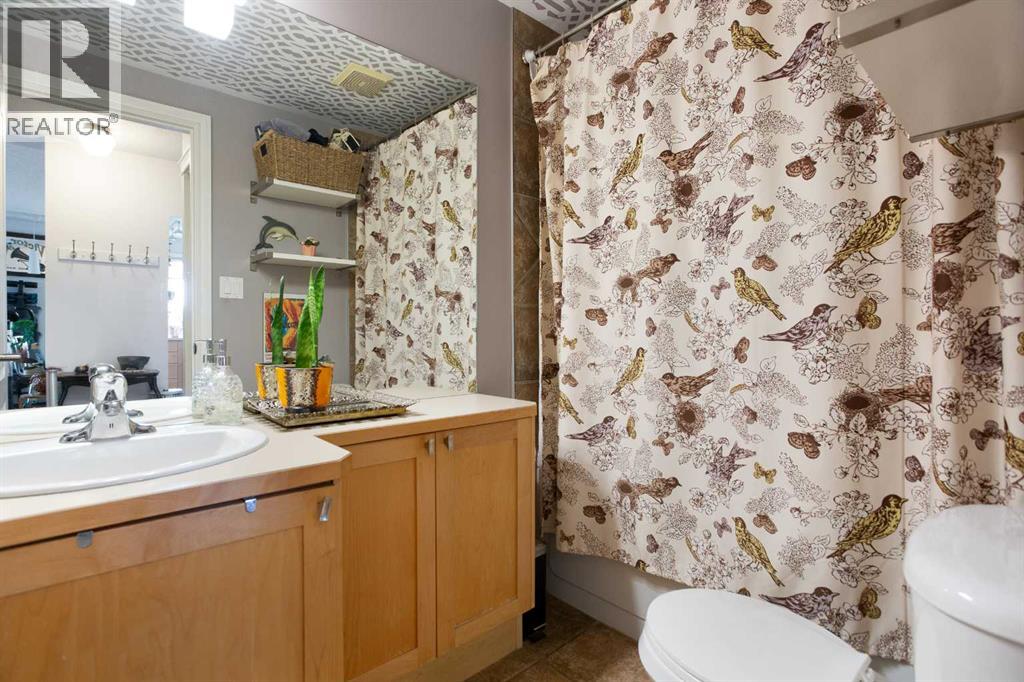 #405 2515 14A Street SW - 15