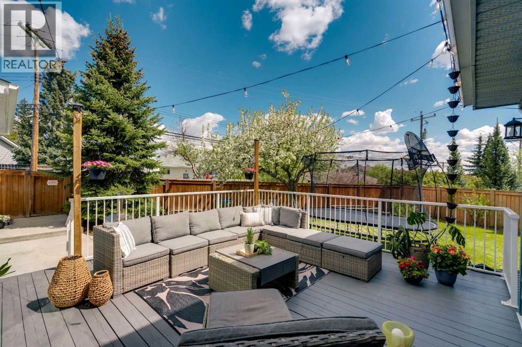 37 Highwood Place NW - 11