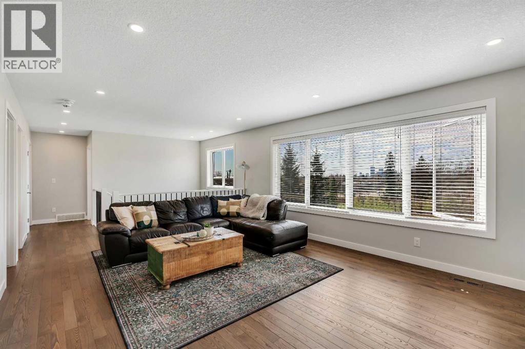 37 Highwood Place NW - 31