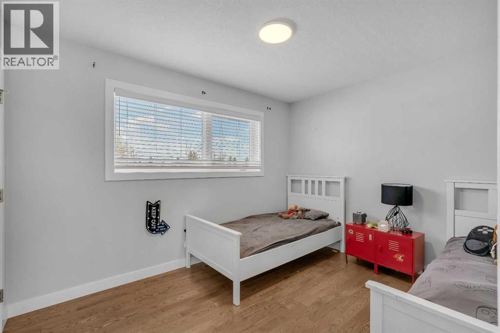 37 Highwood Place NW - 43