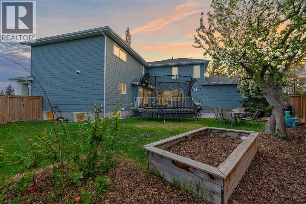 37 Highwood Place NW - 8