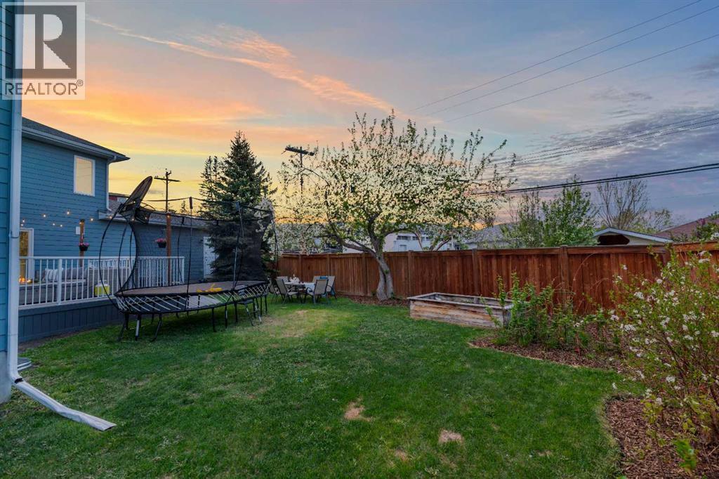 37 Highwood Place NW - 9
