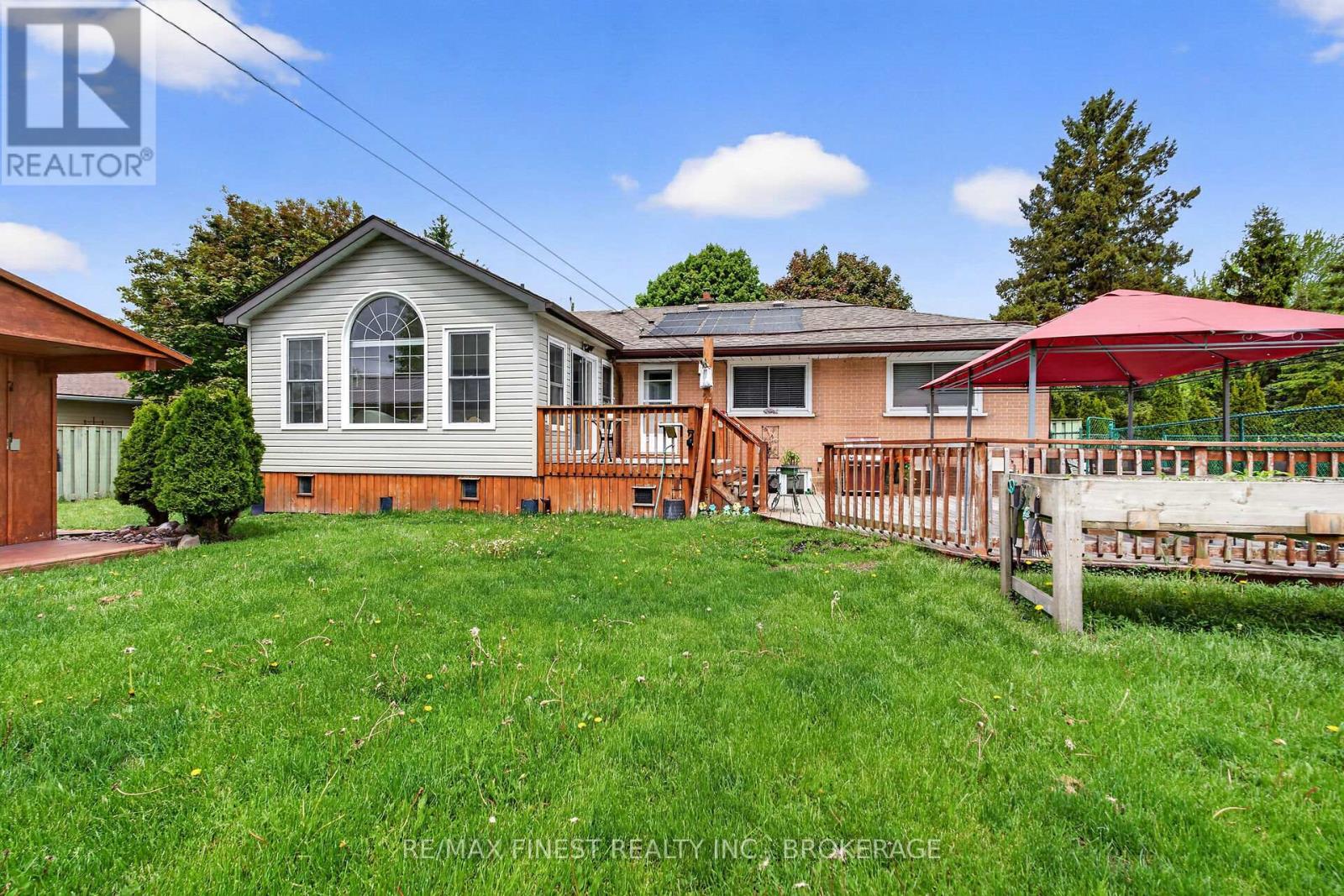27 DALGLEISH AVENUE - 33