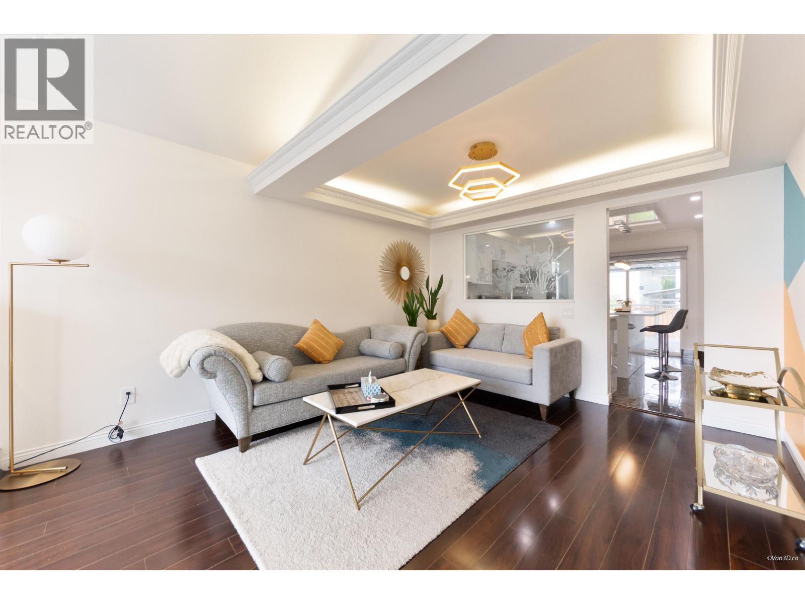 7525 17TH AVENUE, Burnaby
