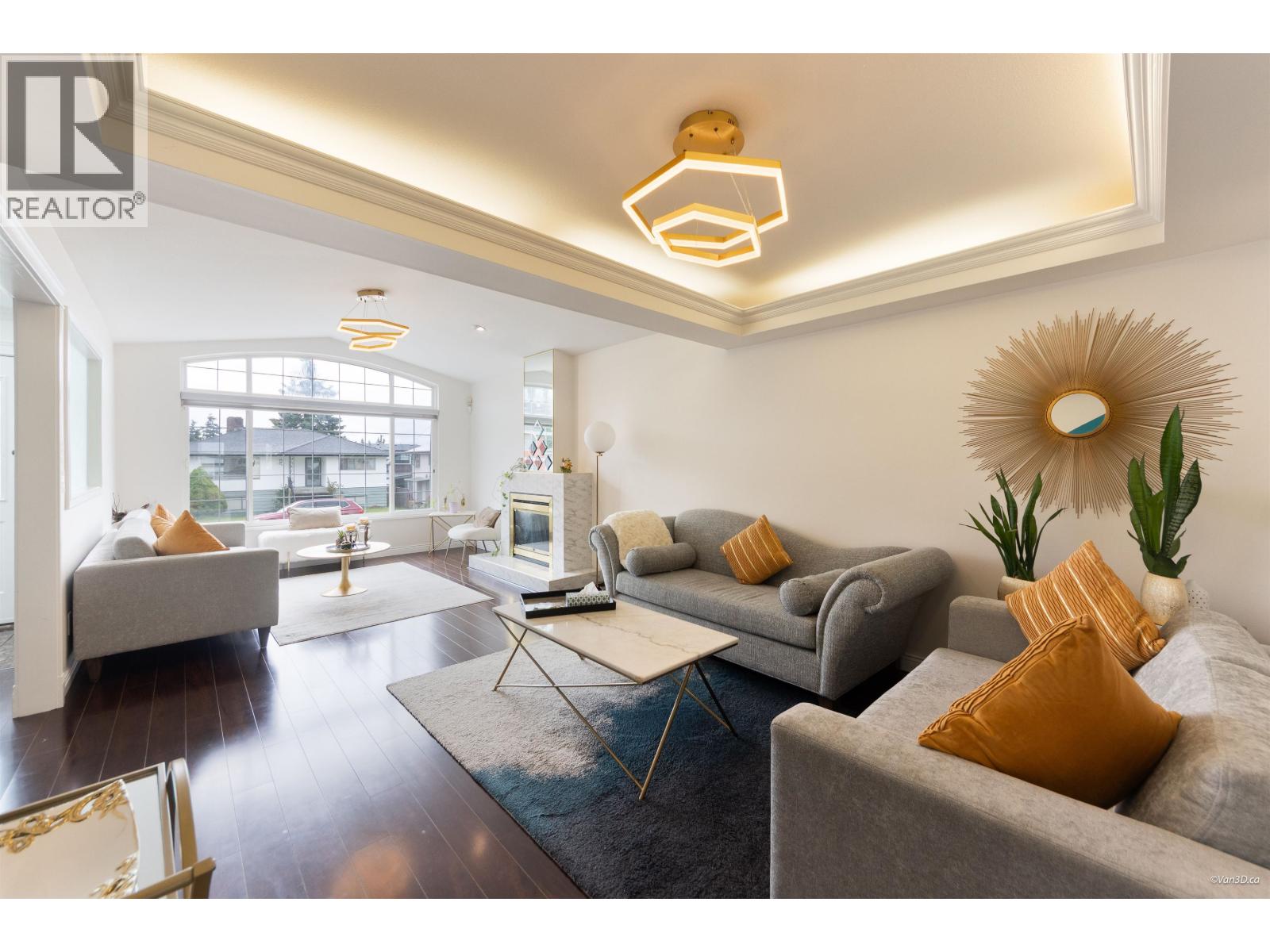 7525 17TH AVENUE, Burnaby