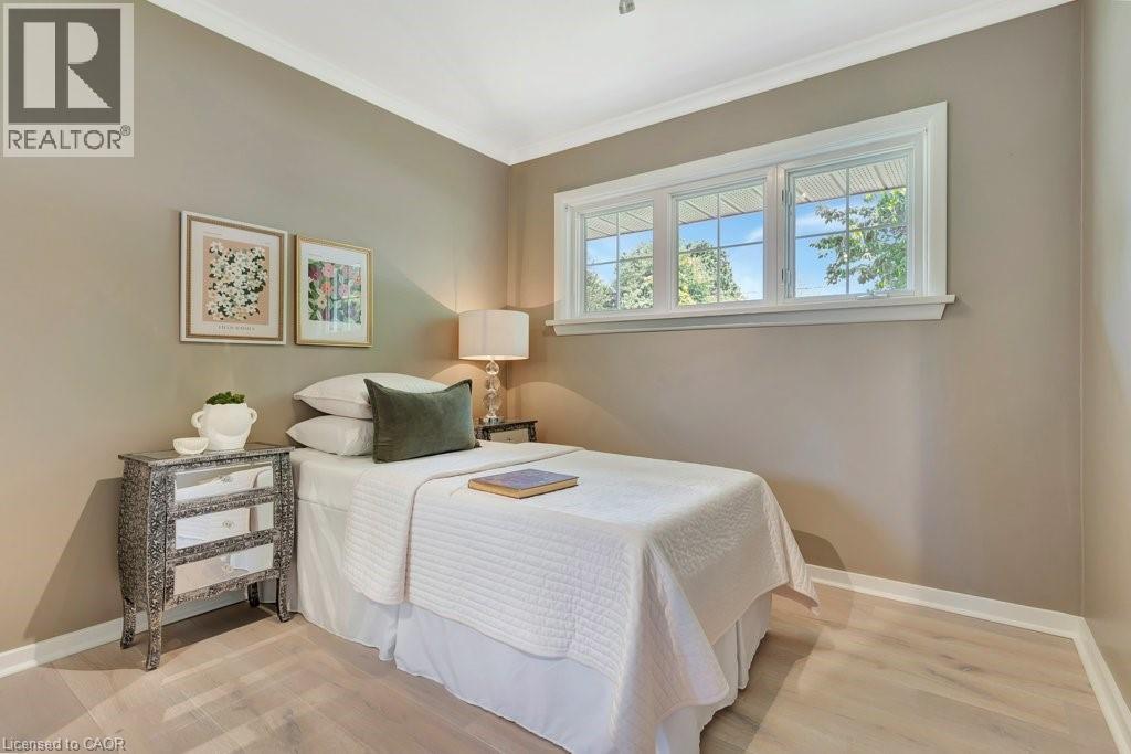 22 DALE Avenue - 20