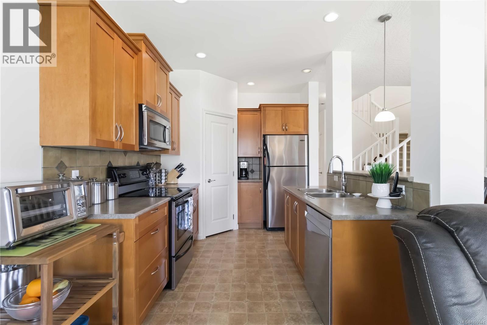  2427 Driftwood Drive, Sooke