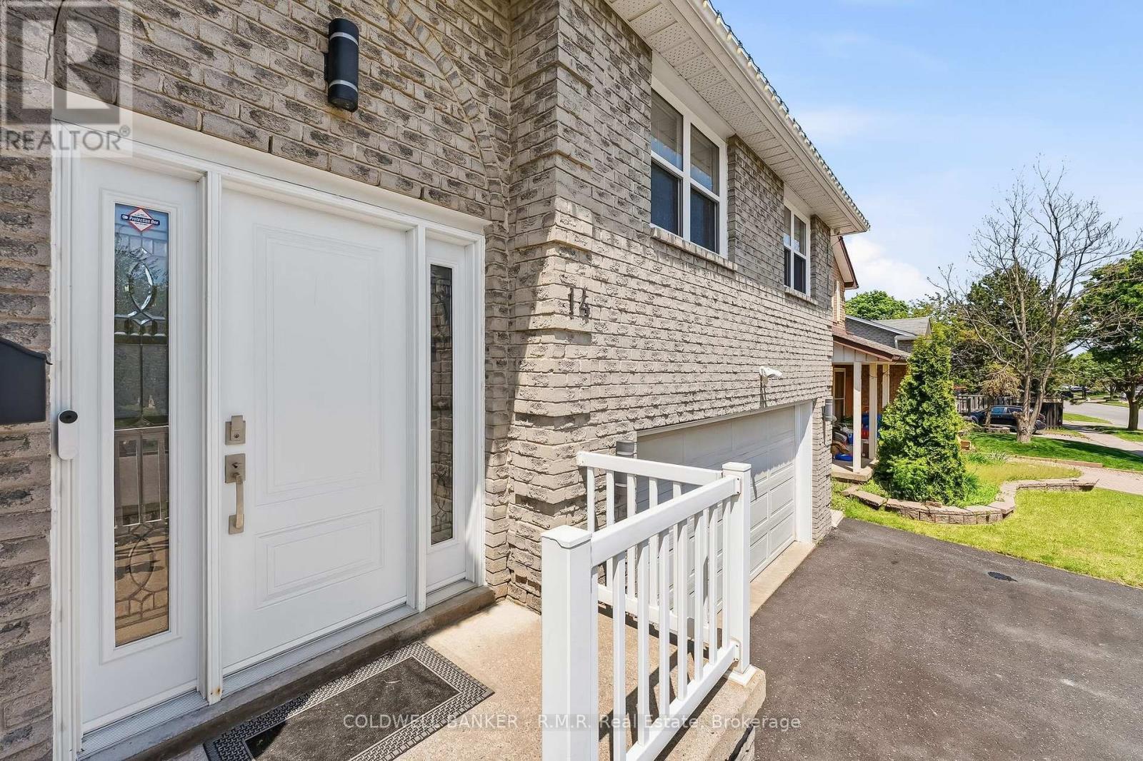 14 GLENABBEY DRIVE - 5