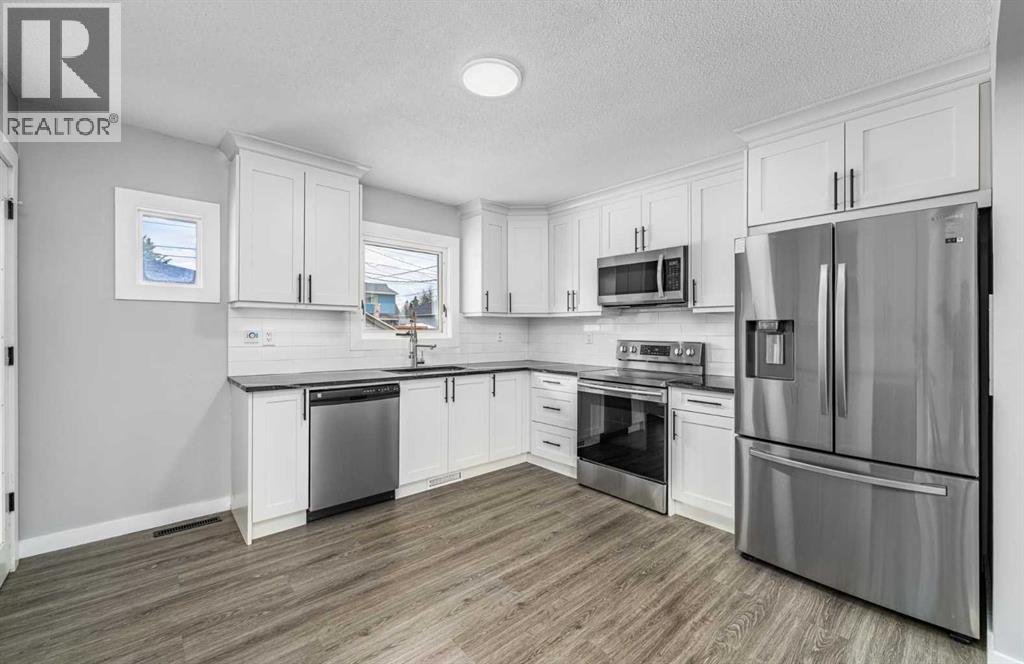 54 Atlanta Crescent SE - 9