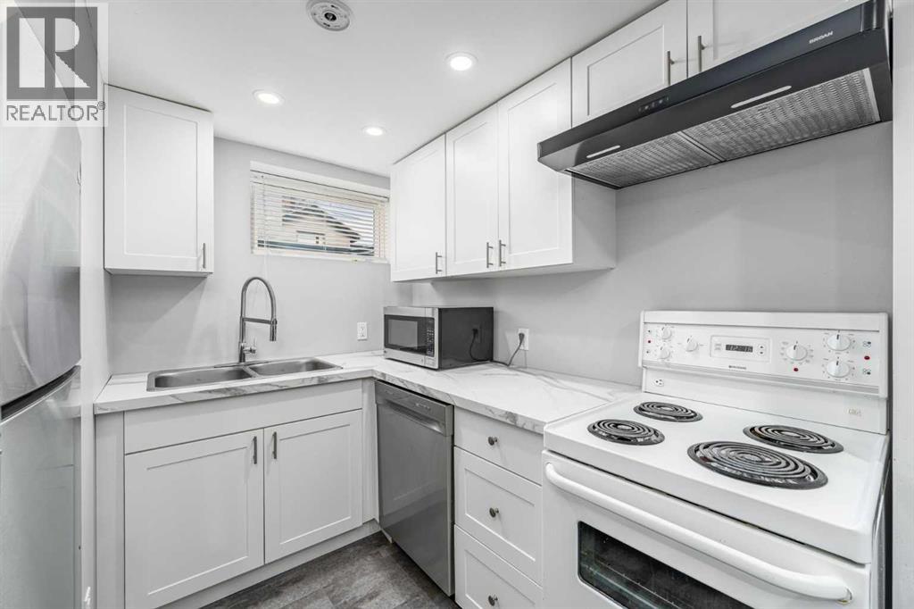 54 Atlanta Crescent SE - 20