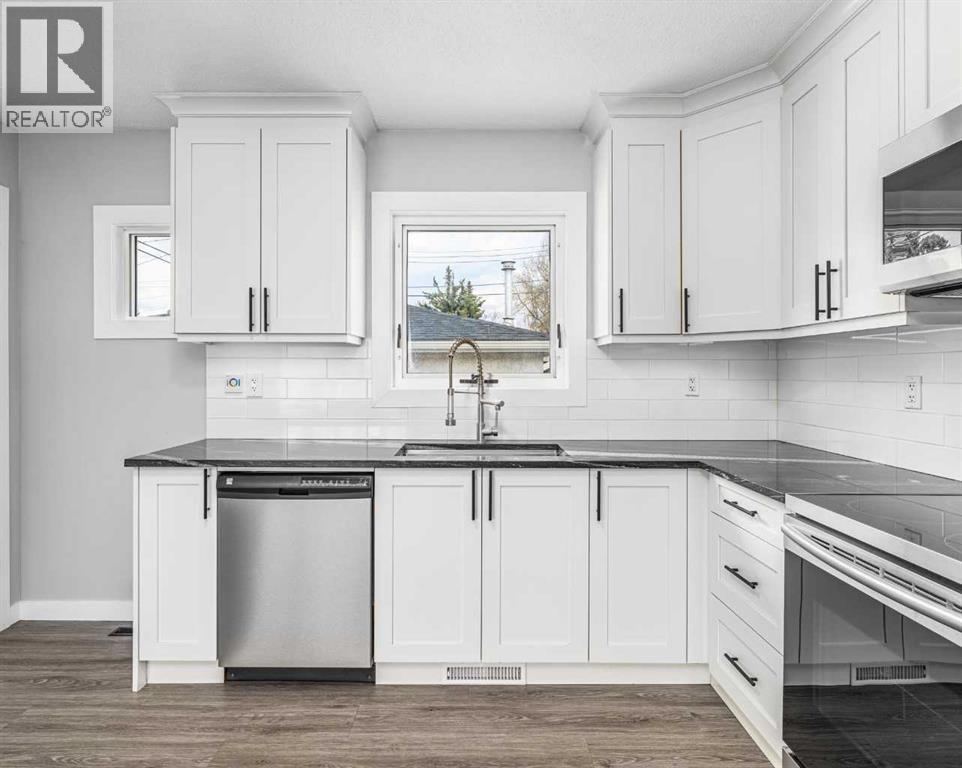 54 Atlanta Crescent SE - 12