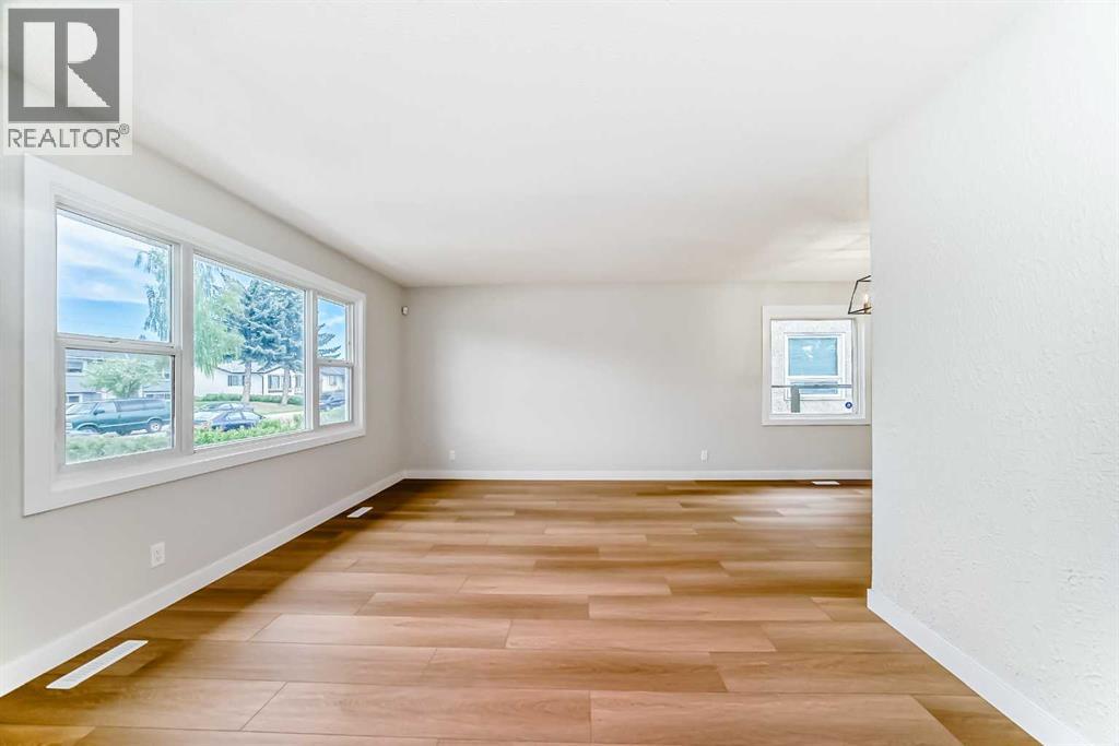 4607 Marwood Way NE - 10