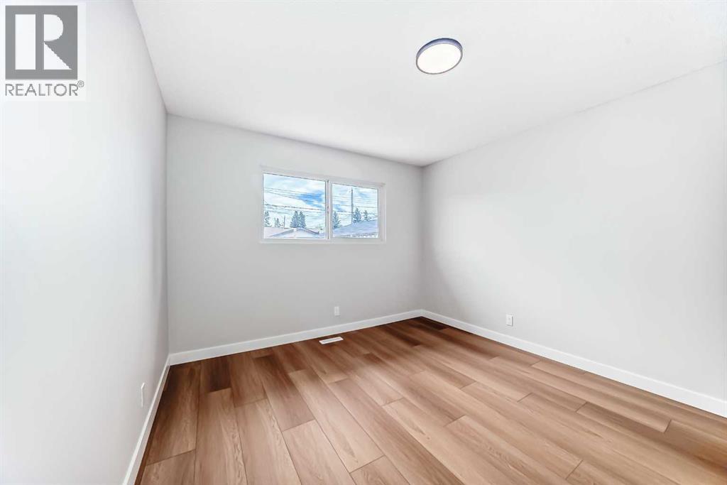4607 Marwood Way NE - 16