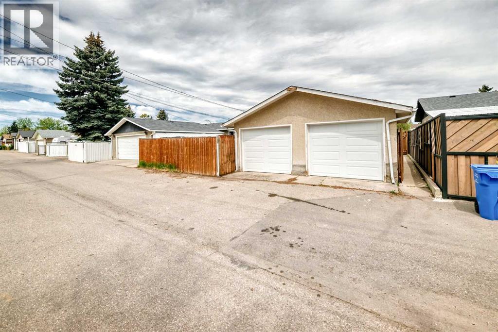 4607 Marwood Way NE - 35