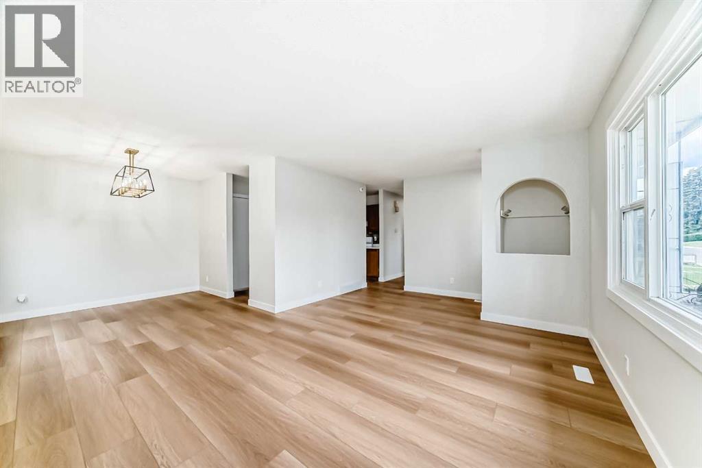 4607 Marwood Way NE - 8