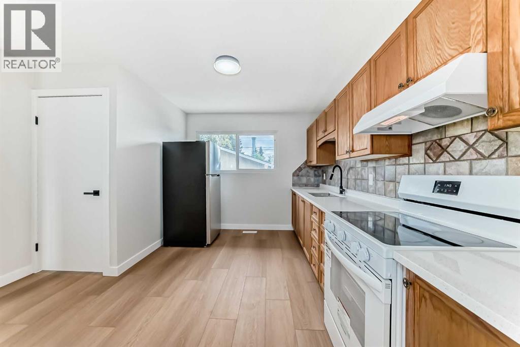 4607 Marwood Way NE - 13