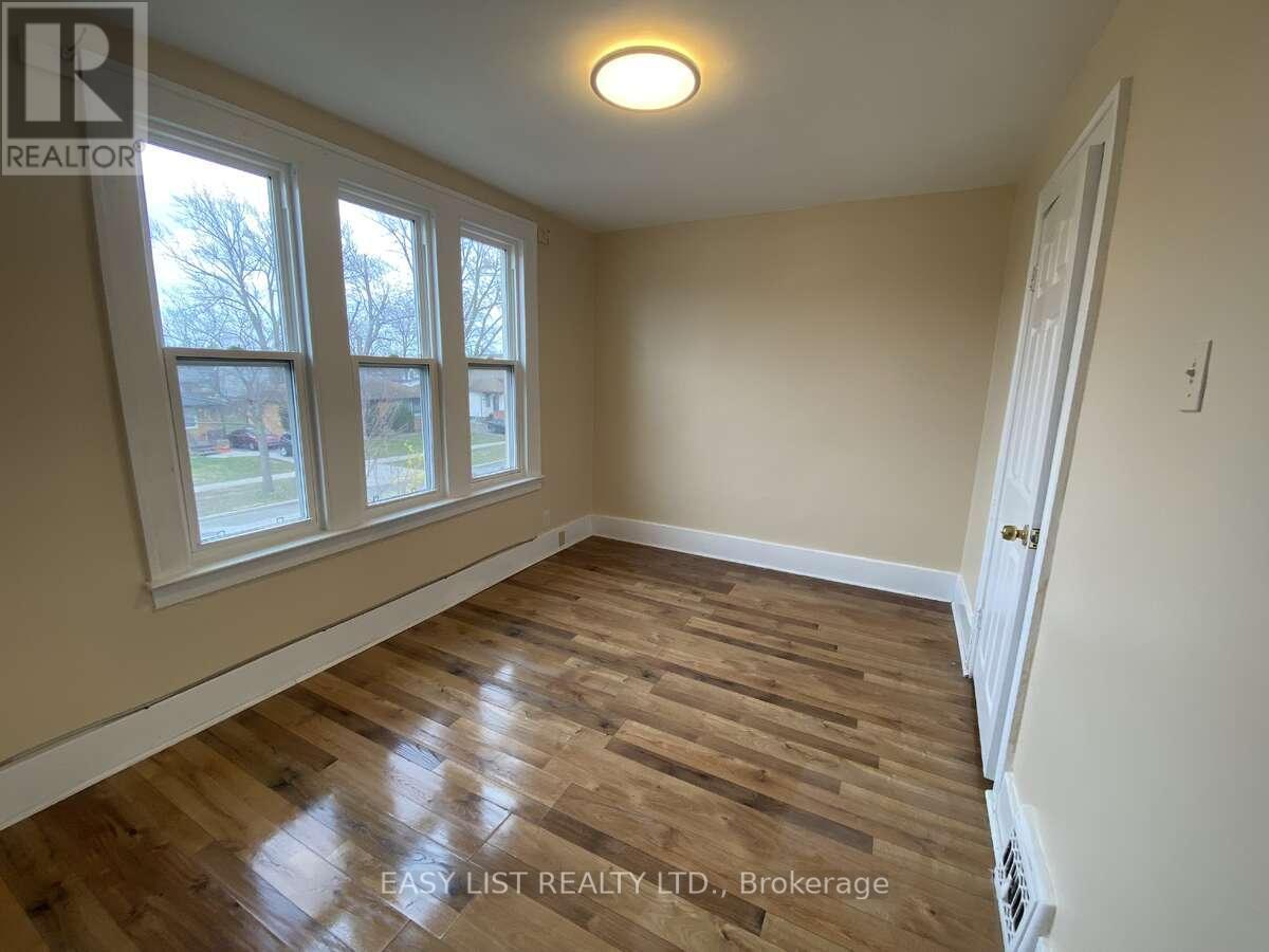 731-733 PARTINGTON AVENUE - 8