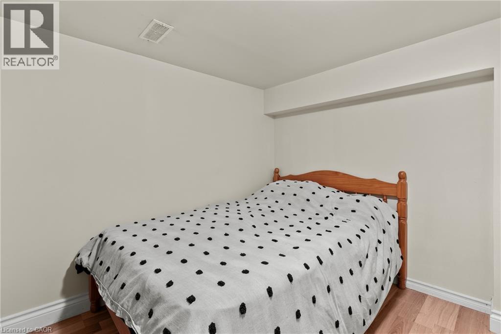 260 STINSON Crescent - 38