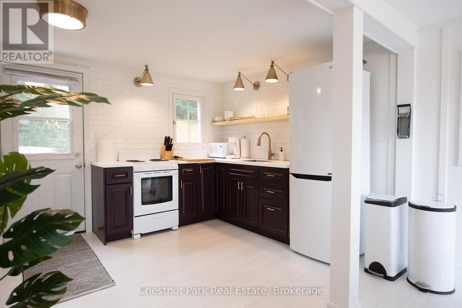 1097 BAY LAKE ROAD - 21