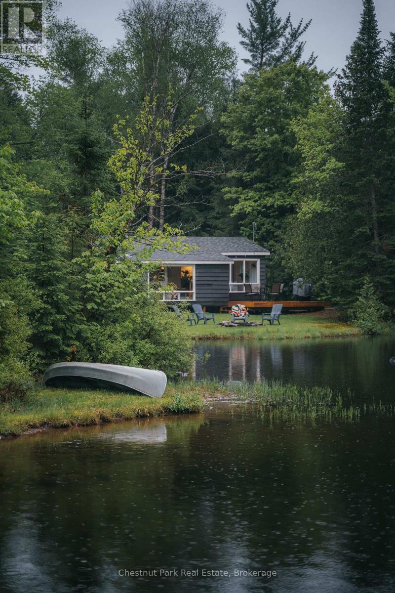 1097 BAY LAKE ROAD - 44