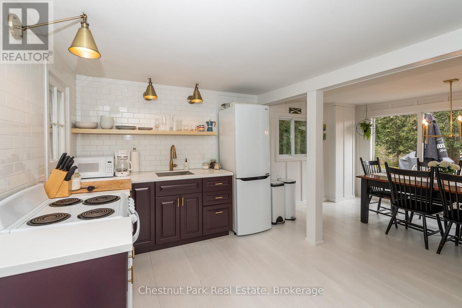 1097 BAY LAKE ROAD - 8