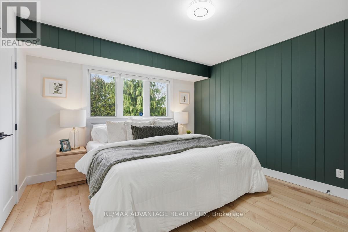 937 LUXTON DRIVE - 21
