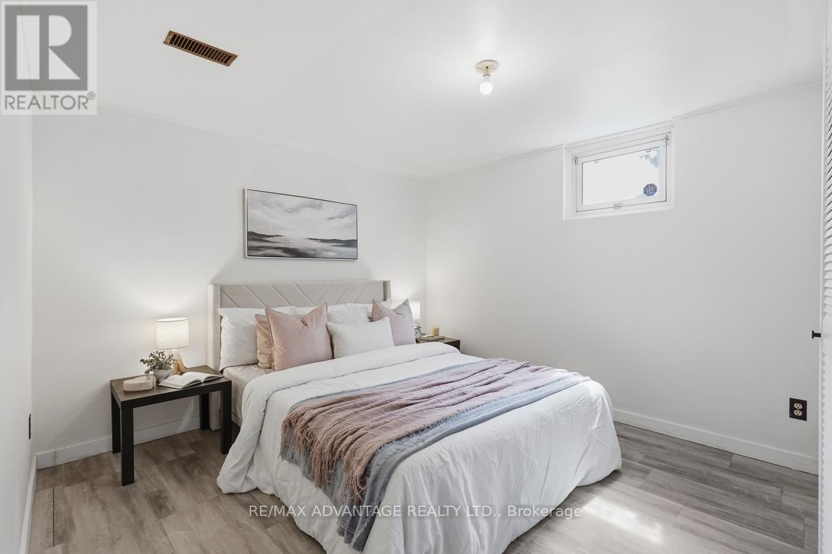 937 LUXTON DRIVE - 34