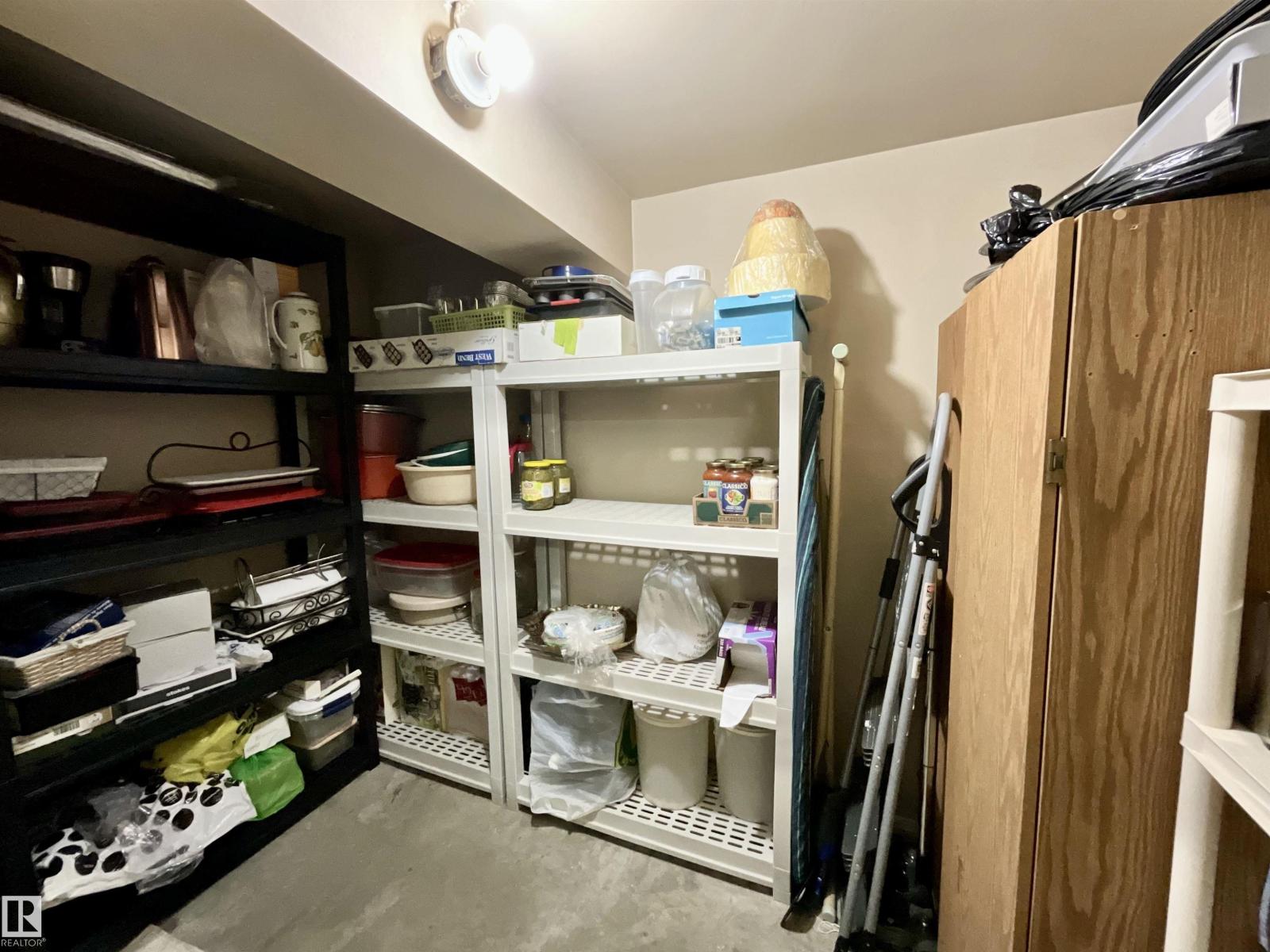 11031 166 AV NW - 37