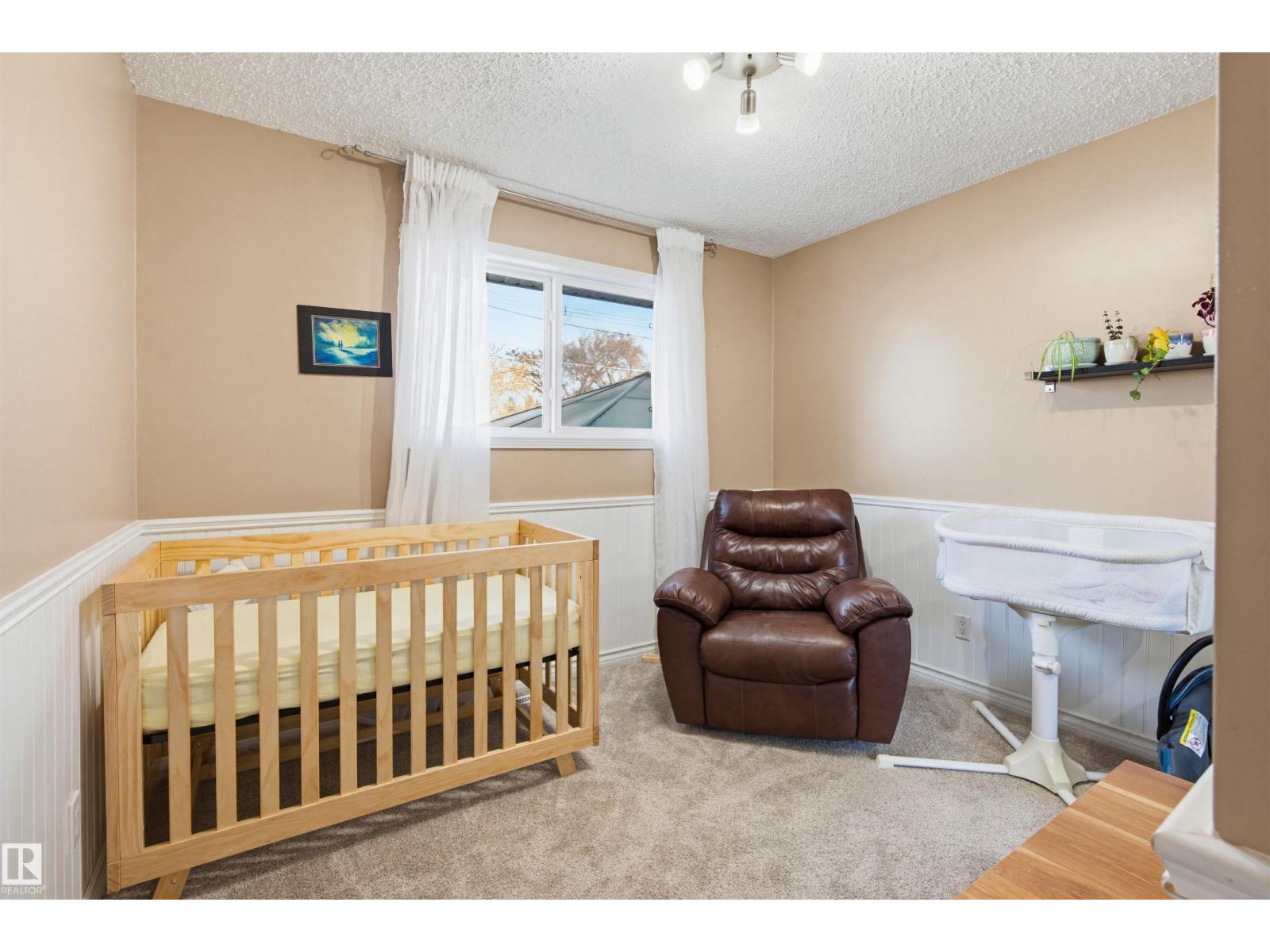 3426 120 AV NW - 17
