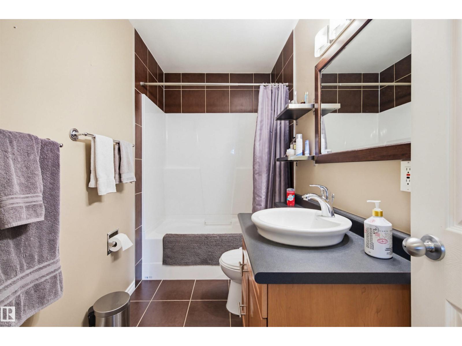 3426 120 AV NW - 21