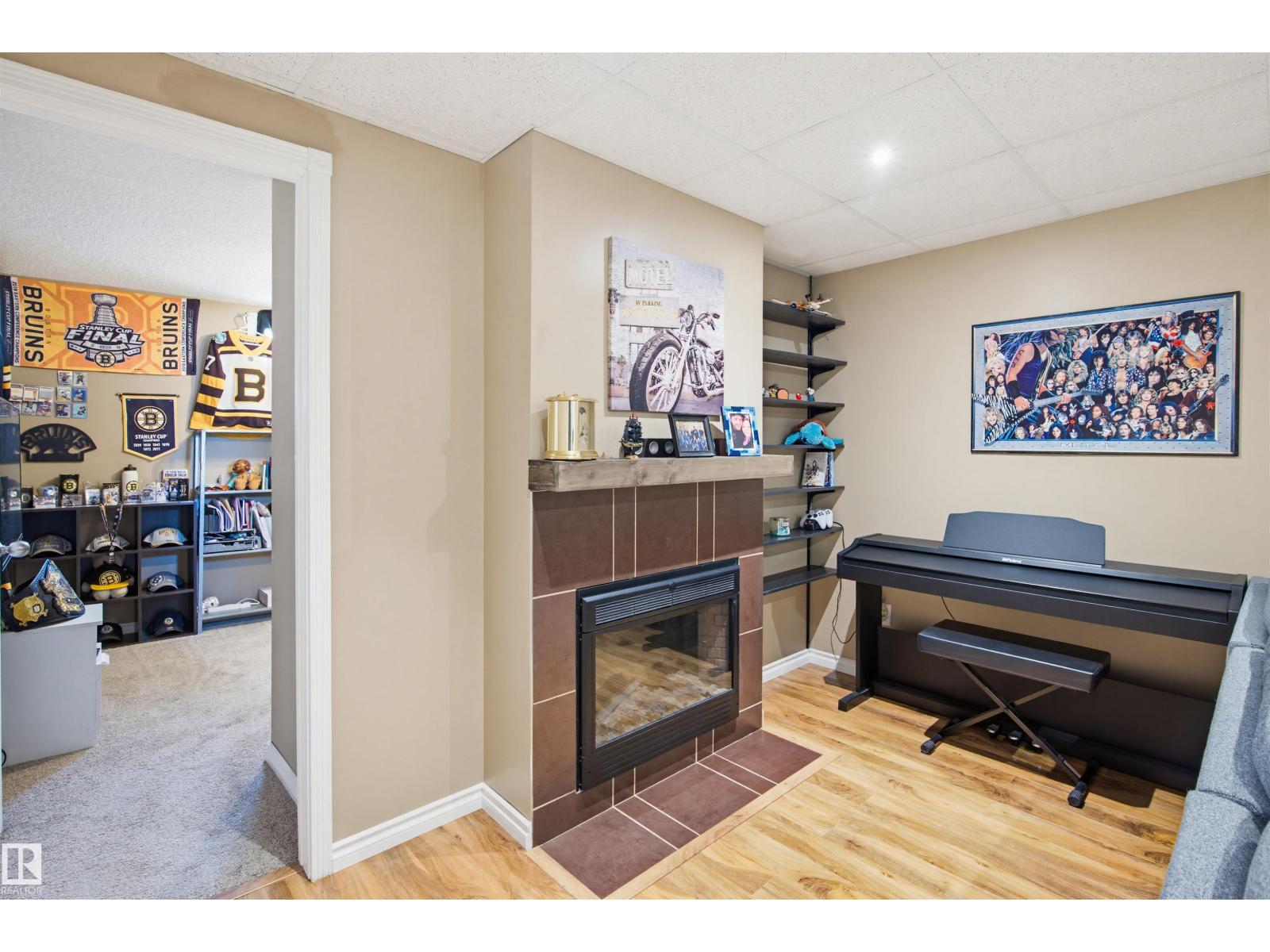 3426 120 AV NW - 27