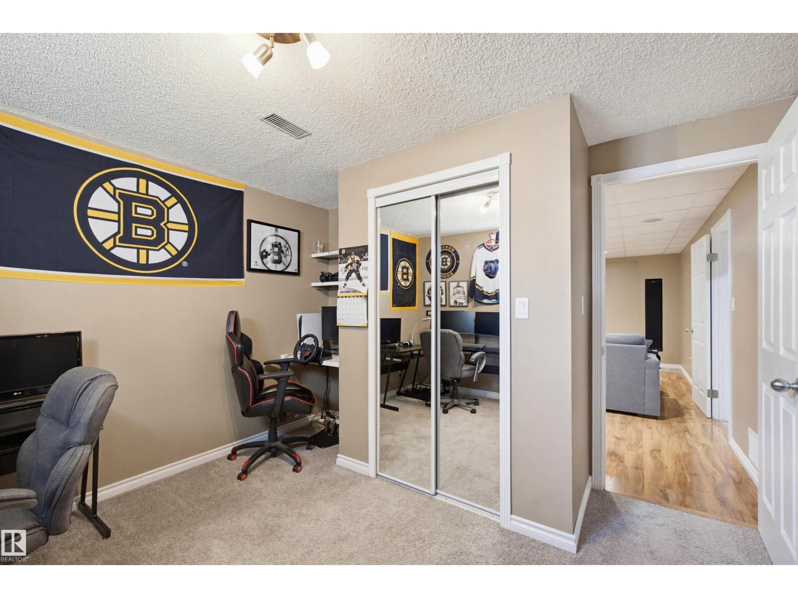 3426 120 AV NW - 29