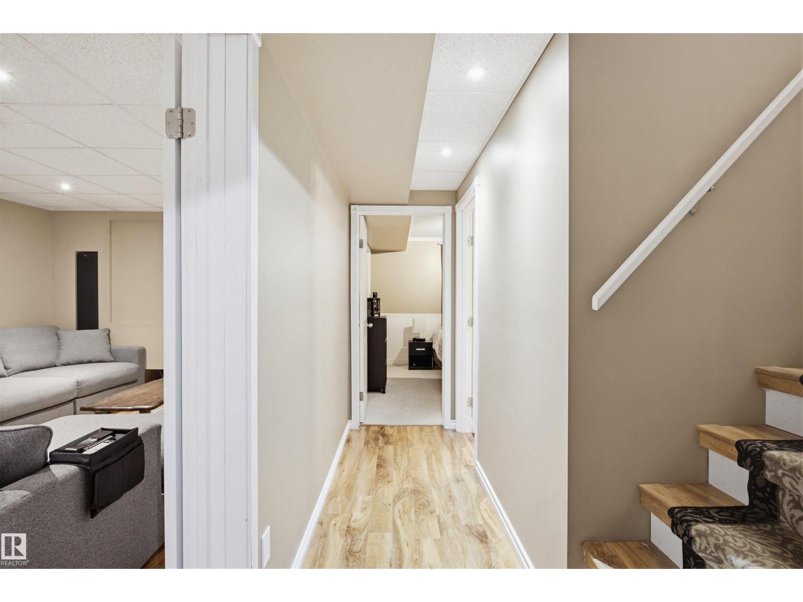 3426 120 AV NW - 30