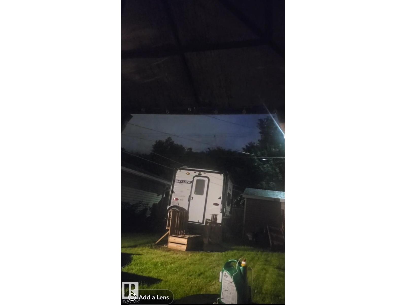 3426 120 AV NW - 41