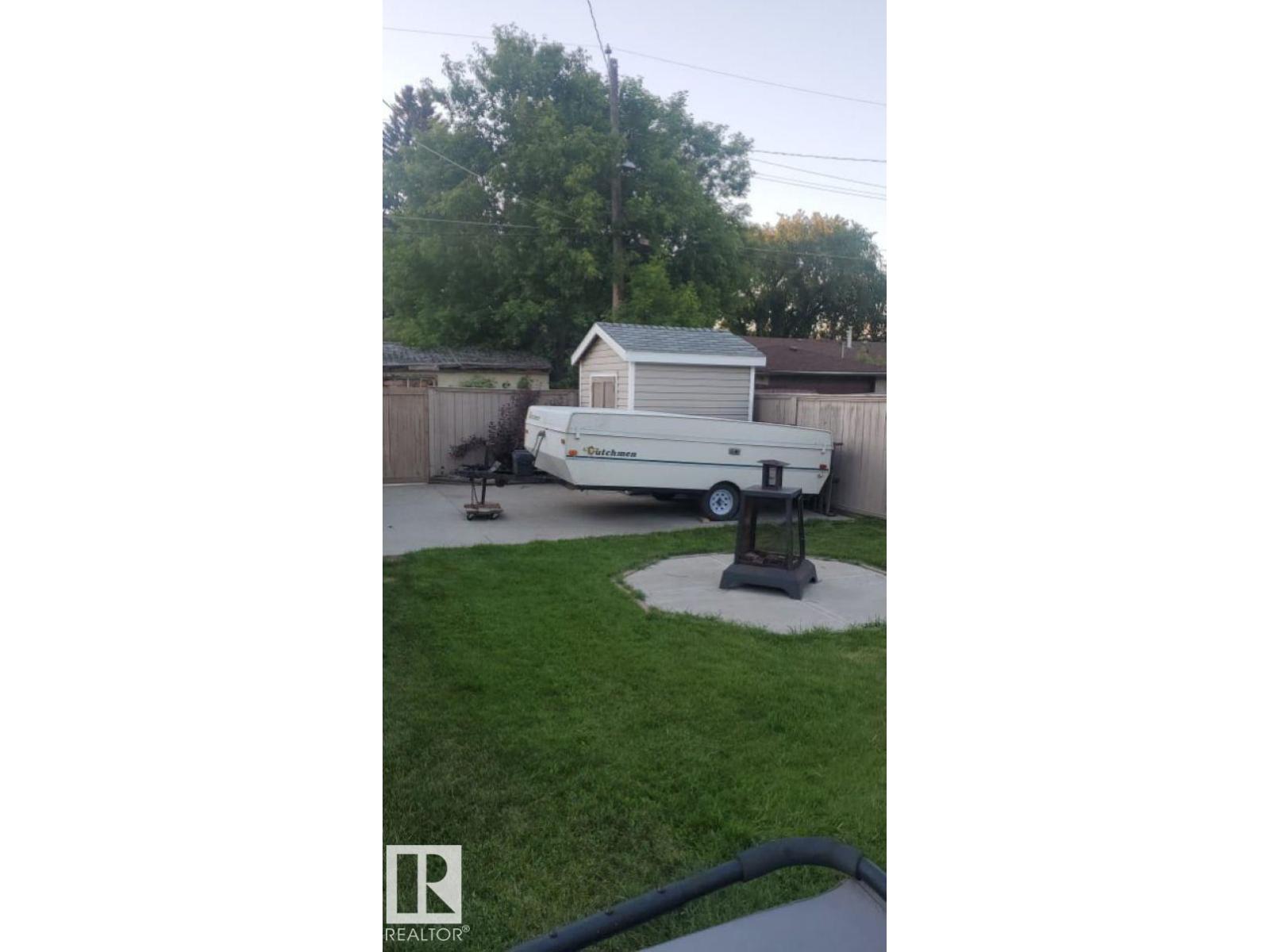 3426 120 AV NW - 42